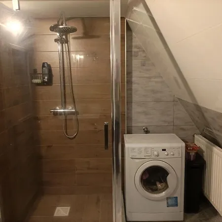 Δωμάτια σε οικογενειακή κατοικία Apartament Pokoje *